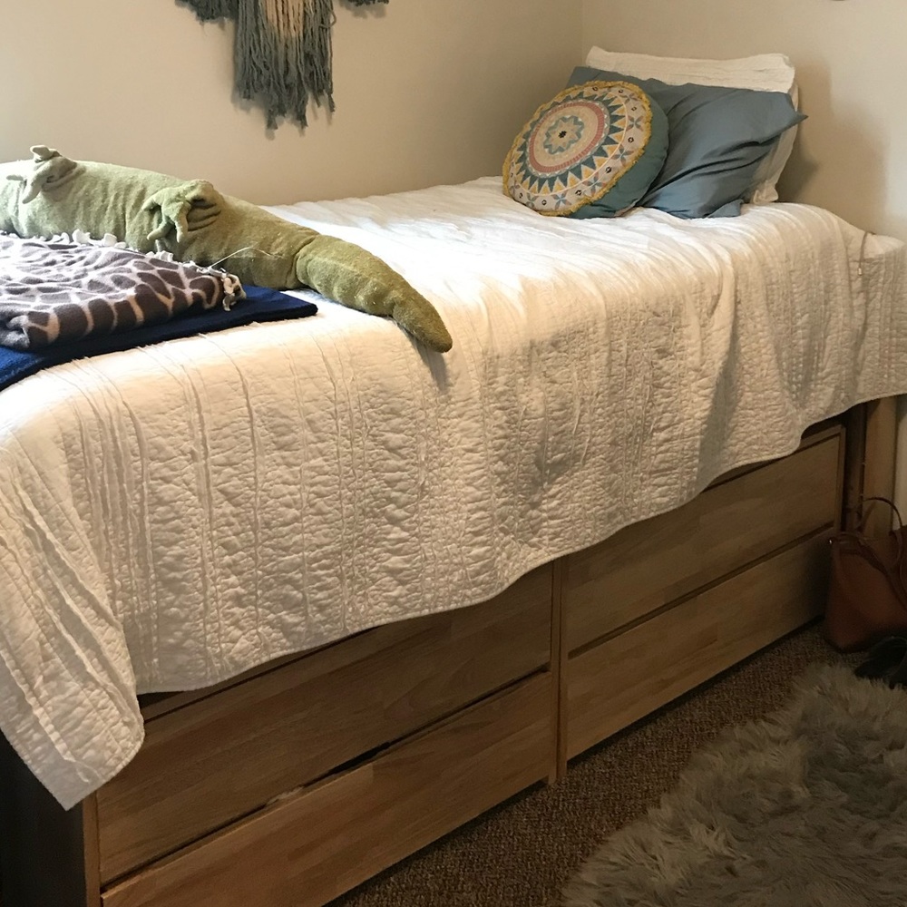 Twin XL sheet set